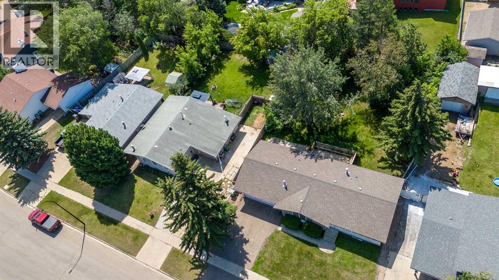 Photo 3 of 3914 52 Avenue, Lloydminster AB