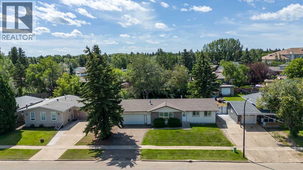 Photo 16 of 3914 52 Avenue, Lloydminster AB