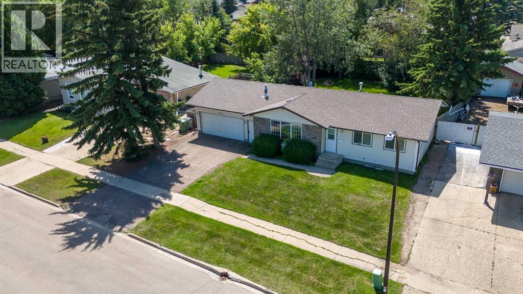 Photo 24 of 3914 52 Avenue, Lloydminster AB