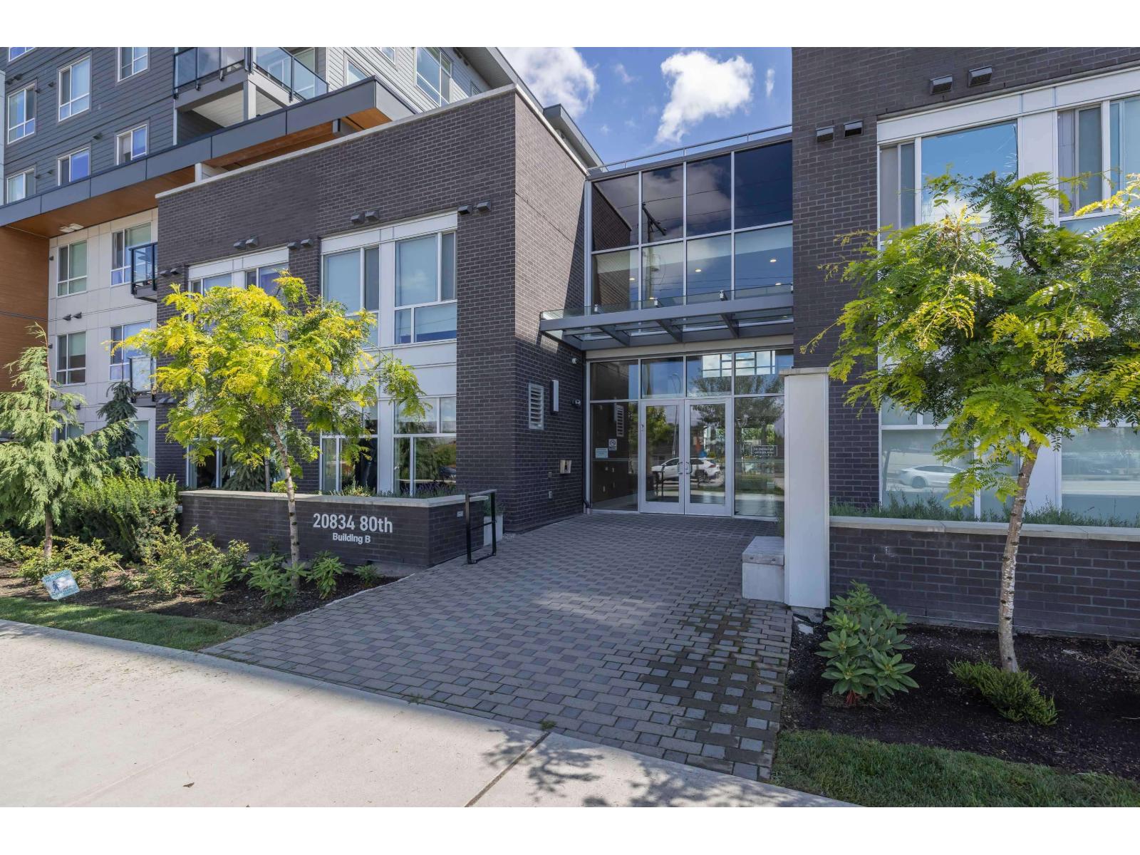 Photo 31 of B 618 20834 80 Avenue, Langley BC