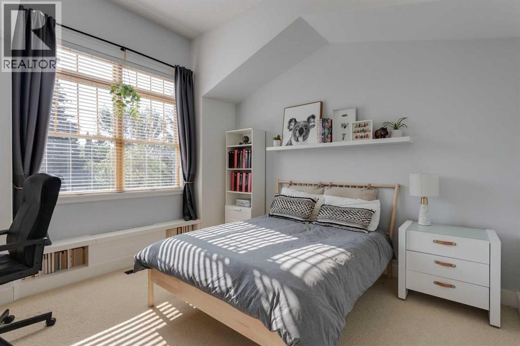 Single Family House for Sale in   Street NW Rosedale Calgary 