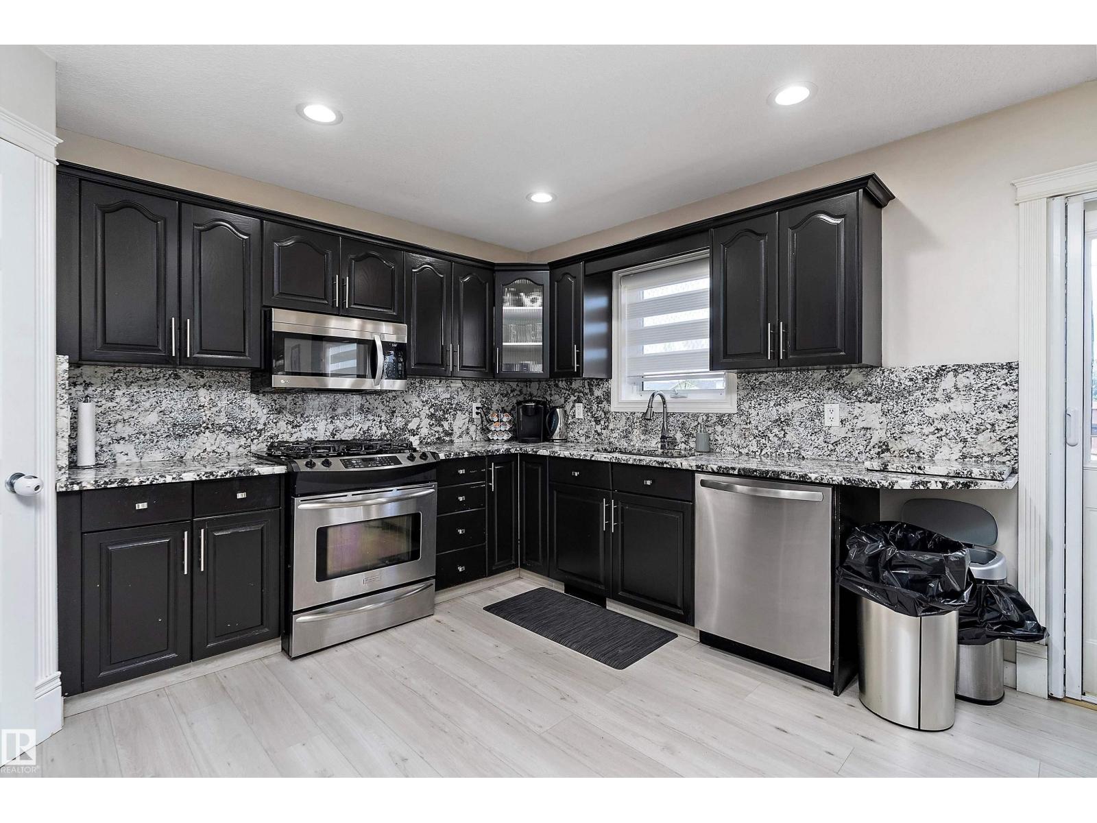 Photo 55 of 7326 166 A Av Nw, Edmonton AB