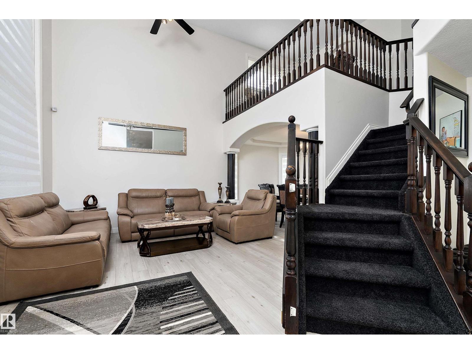 Photo 13 of 7326 166 A Av Nw, Edmonton AB