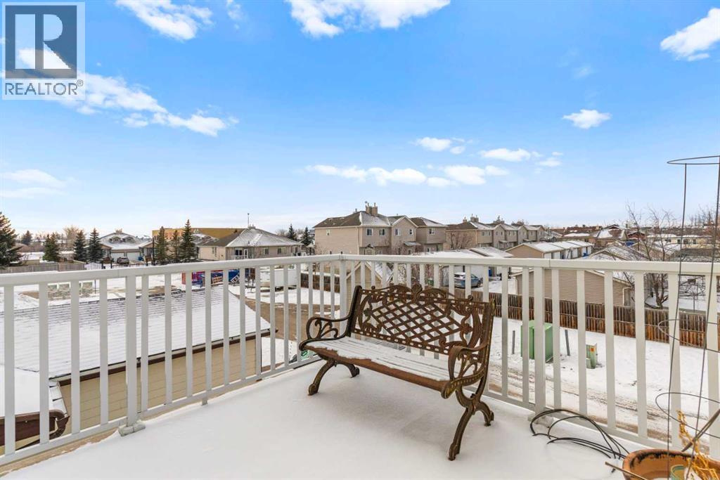 Photo 20 of 104 355 Centre Street Nw, Langdon AB