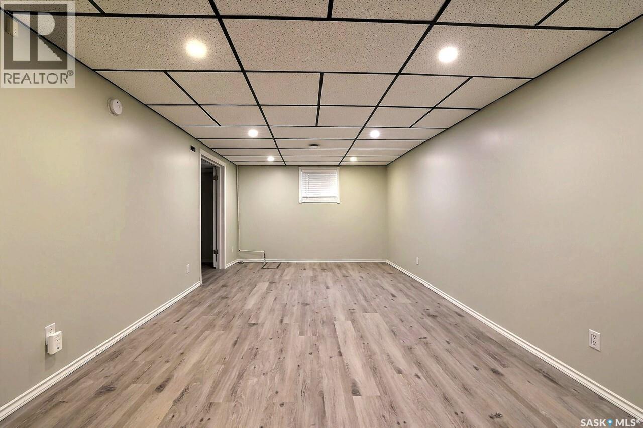 Photo 18 of 1335 Edward Street, Regina SK