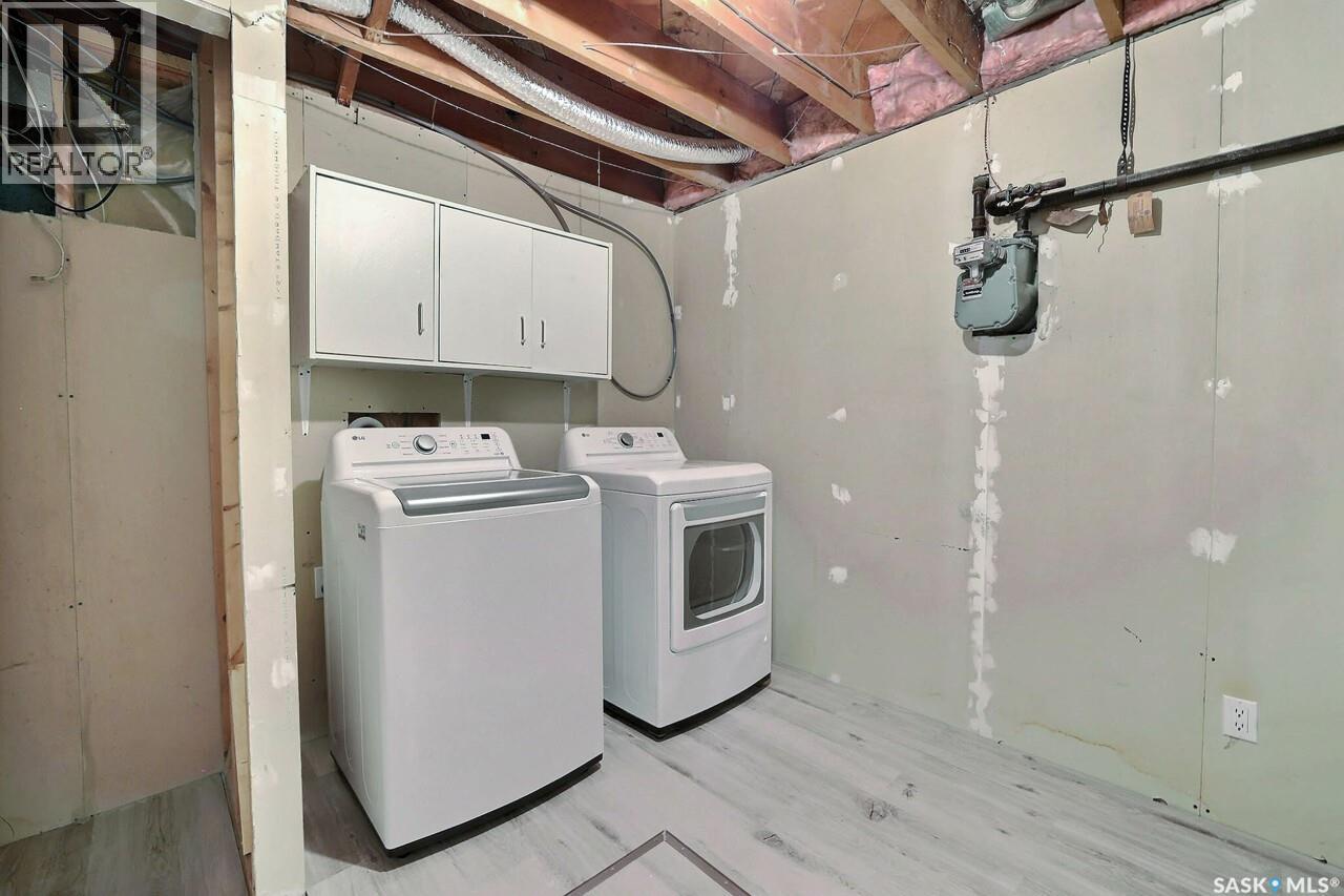 Photo 24 of 1335 Edward Street, Regina SK