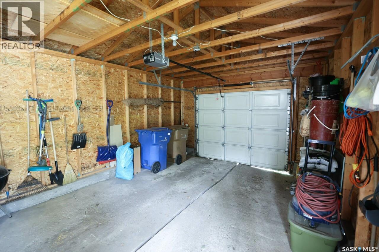 Photo 27 of 1335 Edward Street, Regina SK