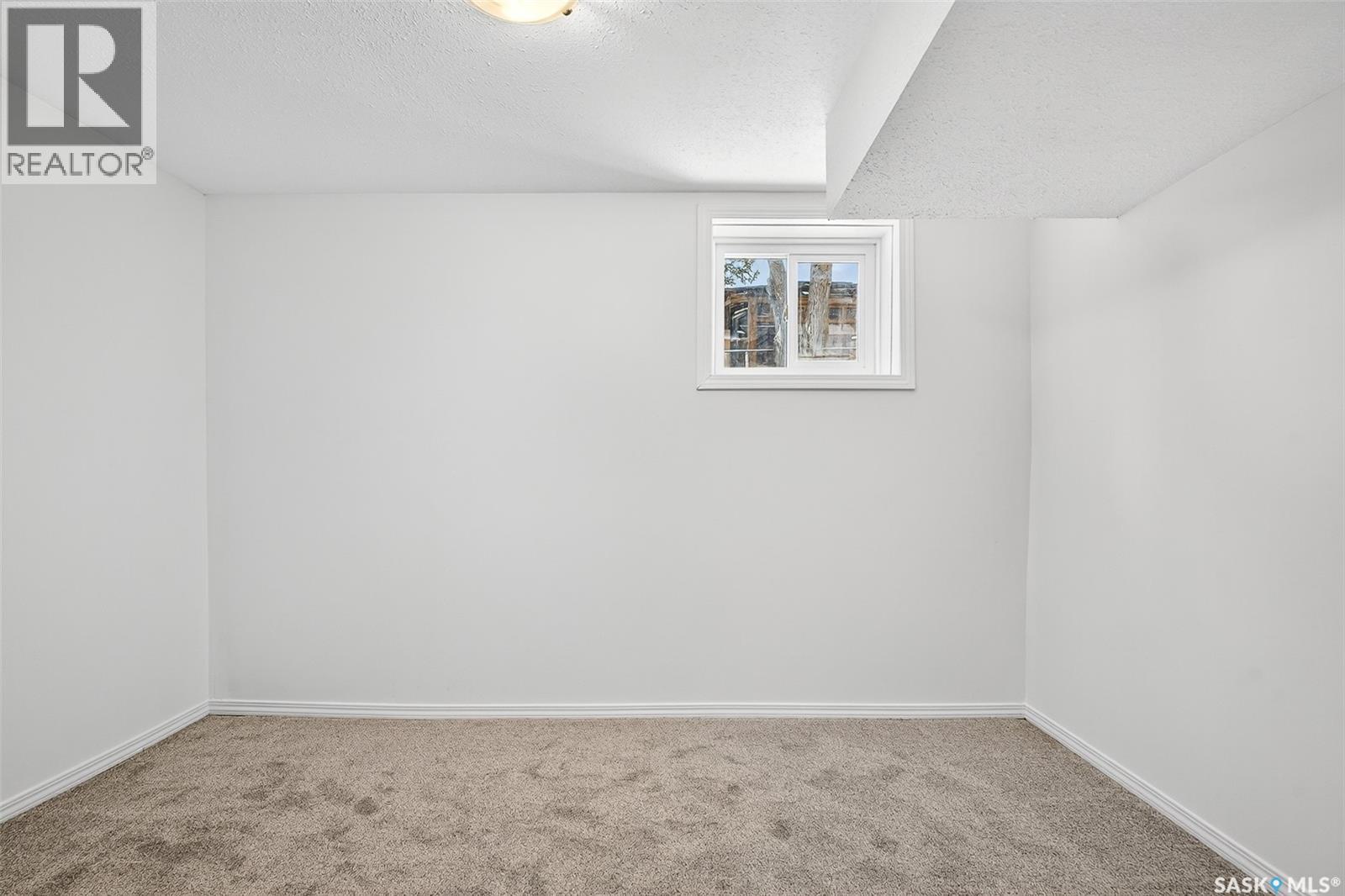 Photo 20 of 1025 Montgomery Street, Moose Jaw SK