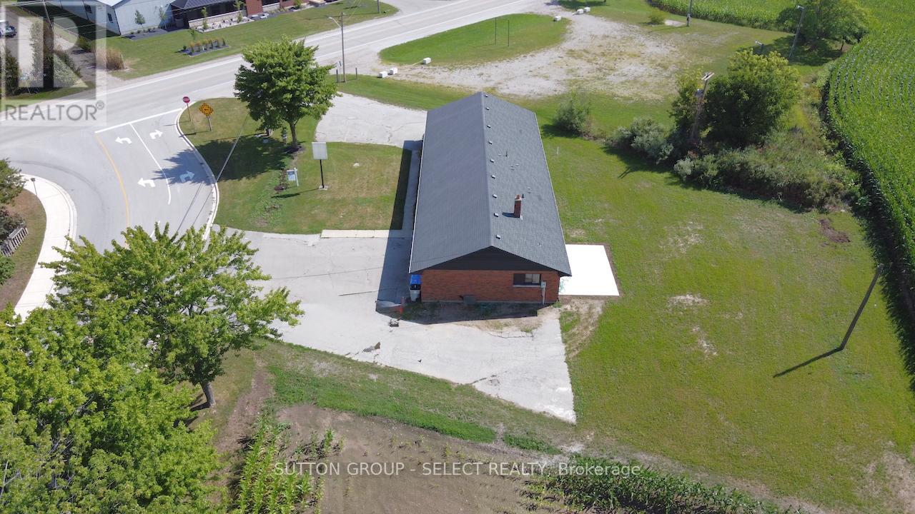 Photo 35 of 101 Broadway Street, Lambton Shores ON