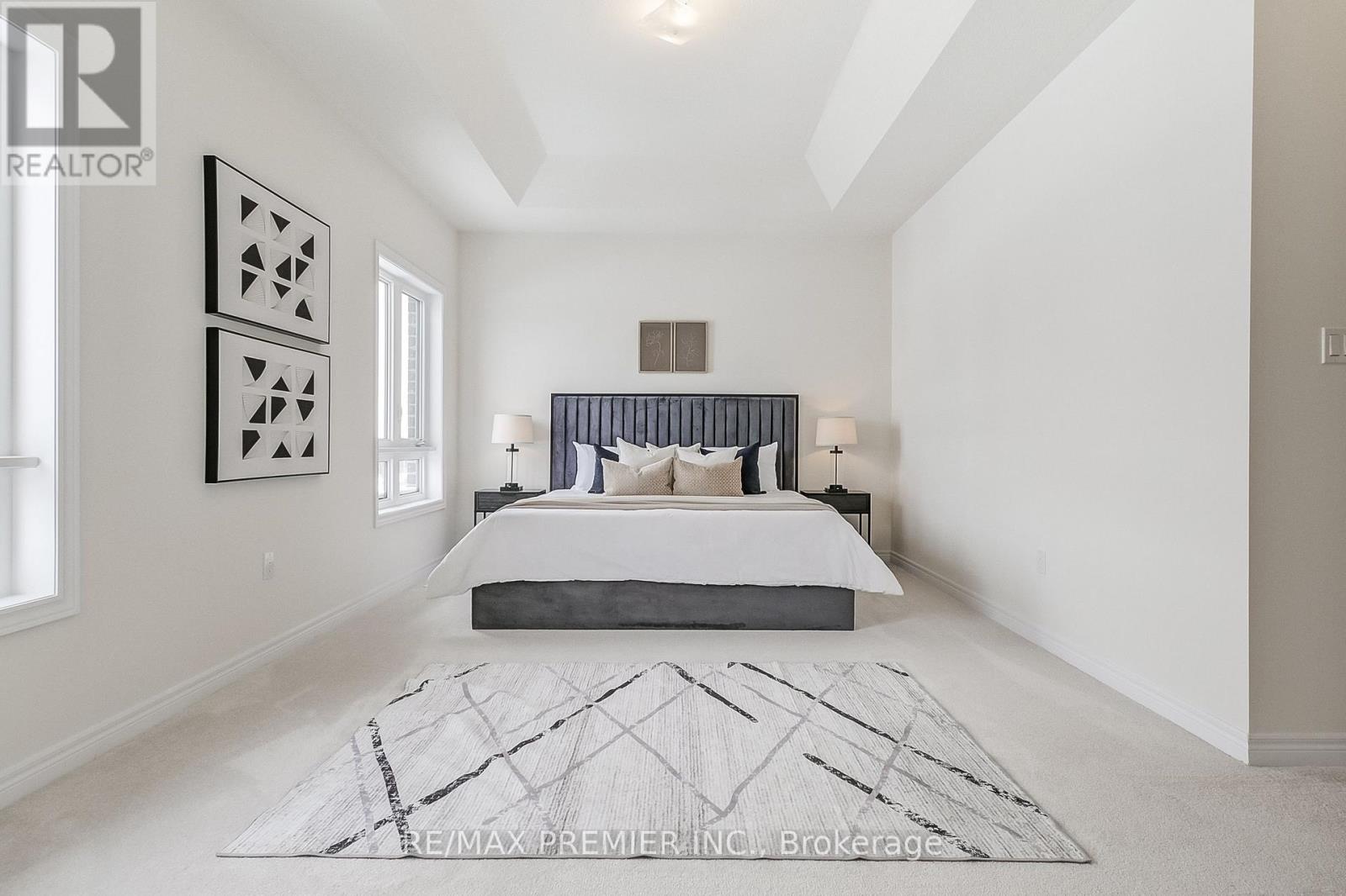 Photo 23 of 374 Boundary Boulevard, Whitchurchstouffville ON