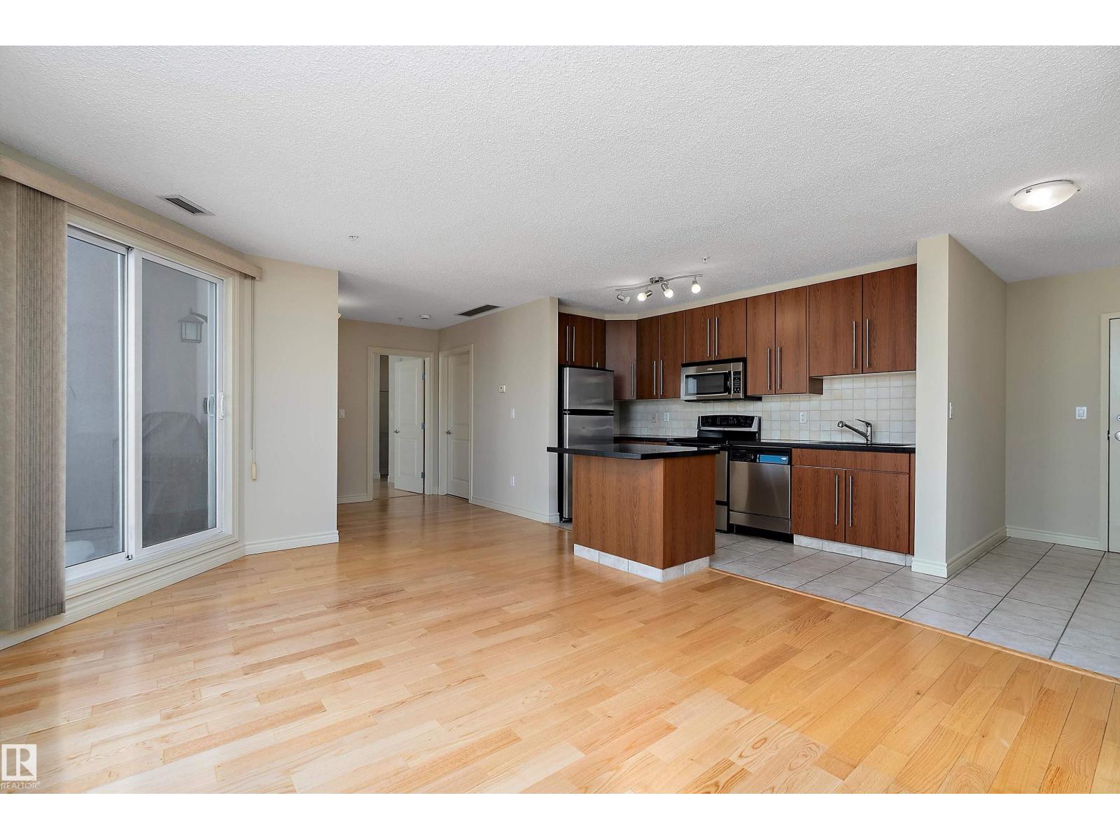 Photo 18 of 1301 9819 104 St Nw, Edmonton AB