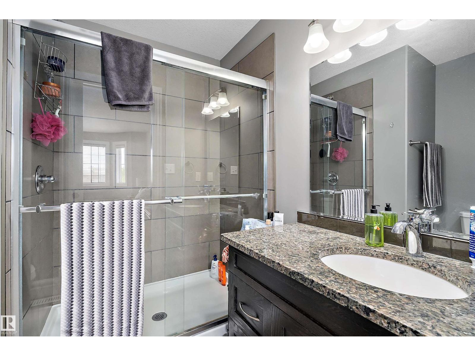Photo 23 of 210 Schubert St, Leduc AB