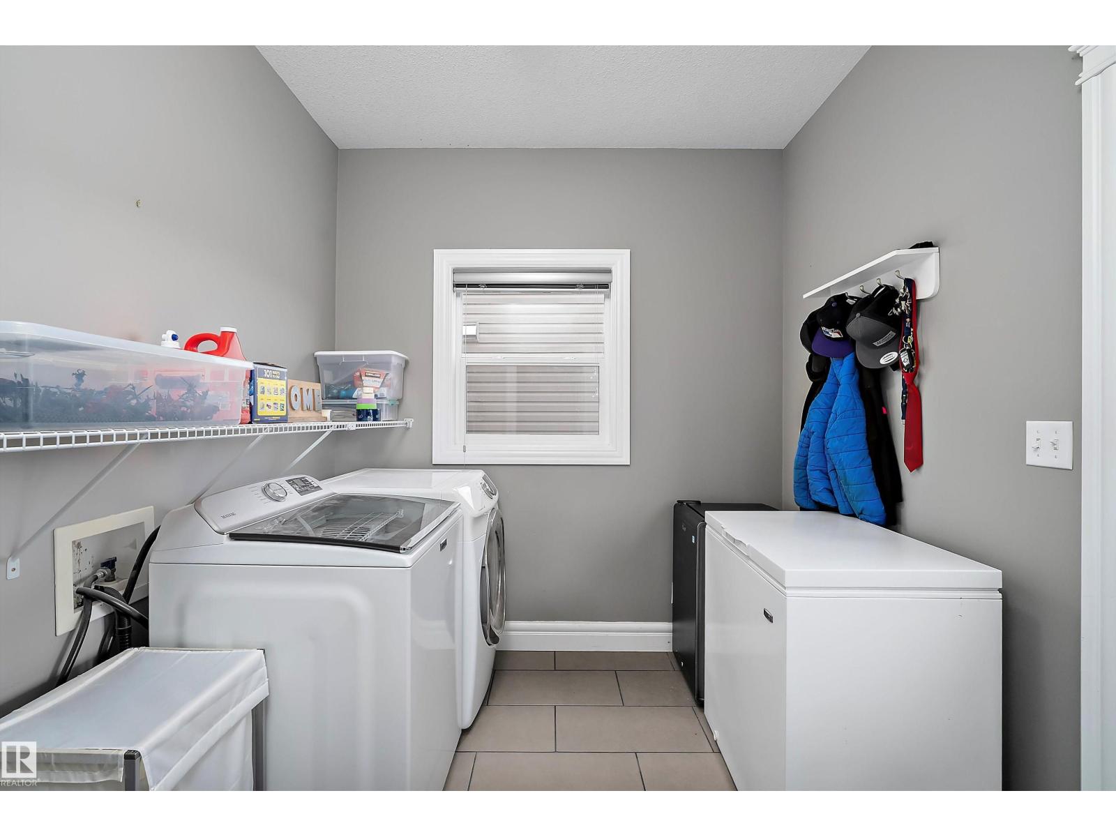 Photo 15 of 210 Schubert St, Leduc AB