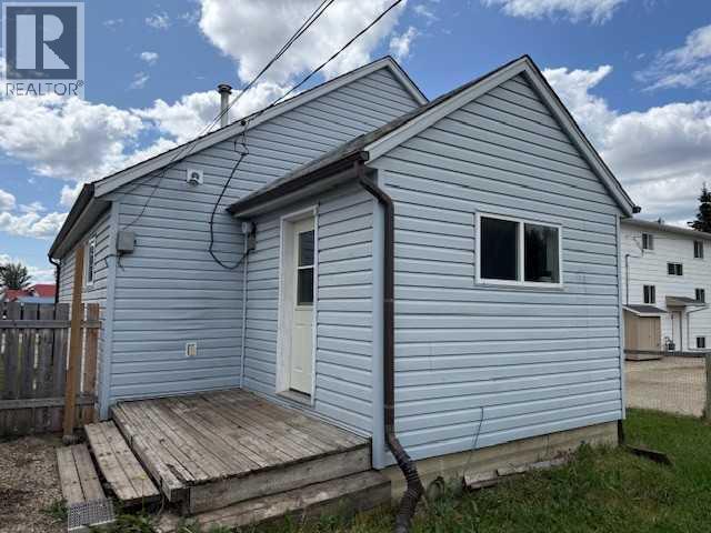 Photo 16 of 10210 103 Street, Hythe AB