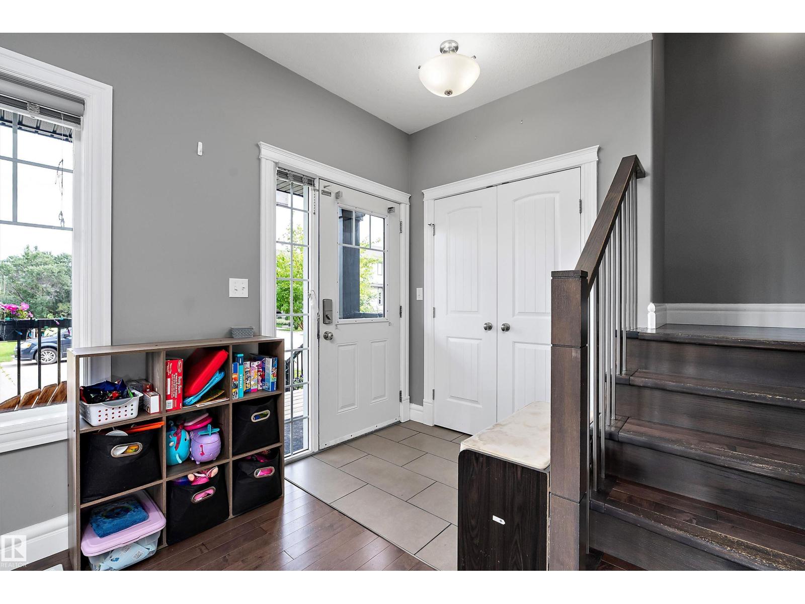 Photo 2 of 210 Schubert St, Leduc AB