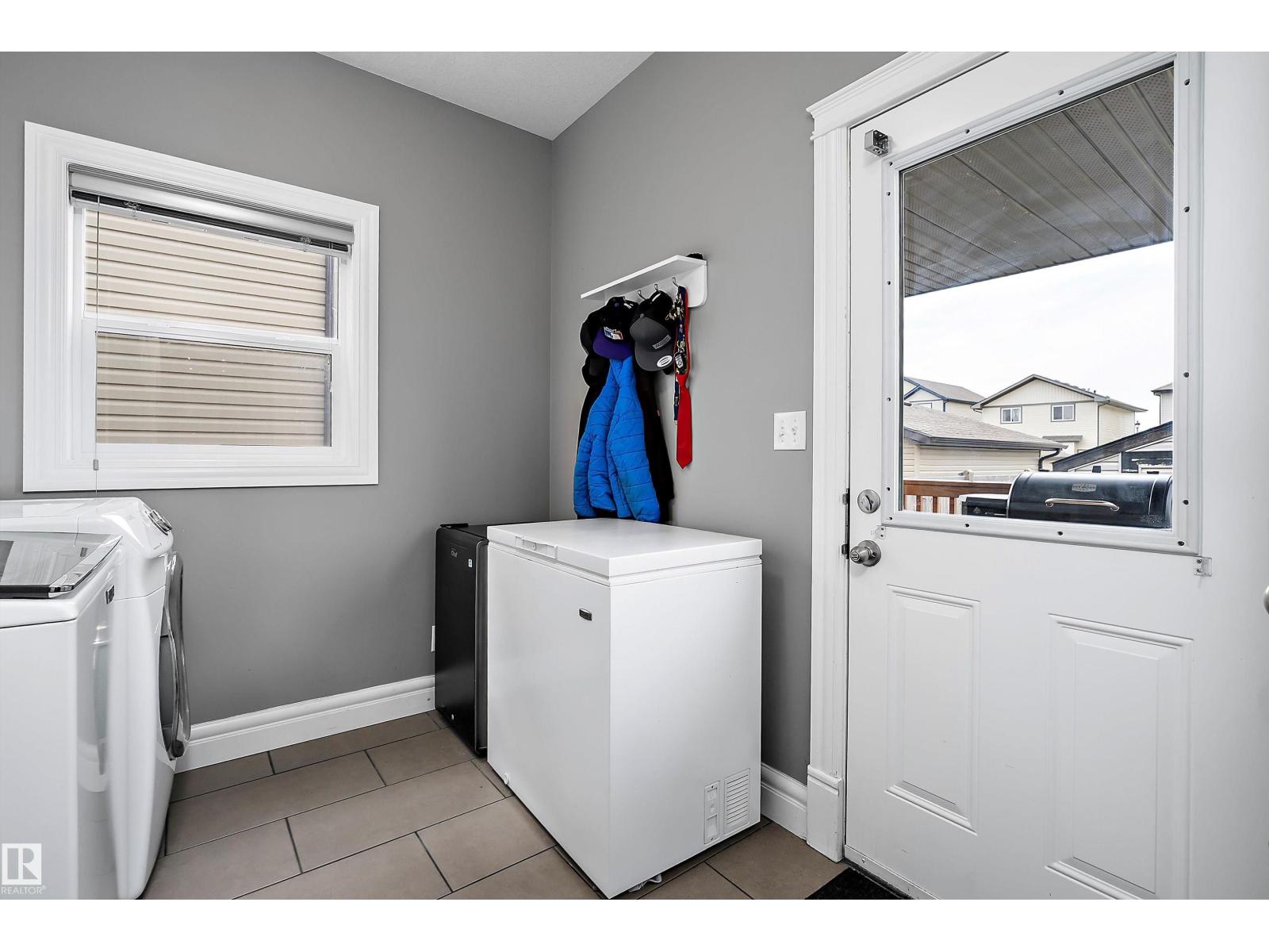 Photo 16 of 210 Schubert St, Leduc AB
