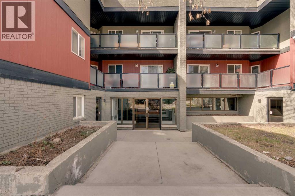 Photo 10 of 206 1915 26 Street Sw, Calgary AB