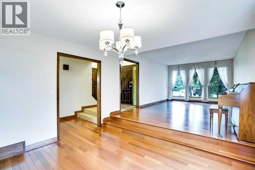 Photo 9 of 951 Ranch Estates Place Nw, Calgary AB