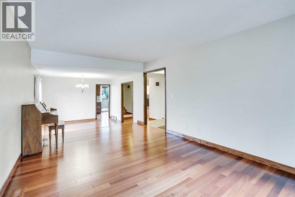 Photo 6 of 951 Ranch Estates Place Nw, Calgary AB