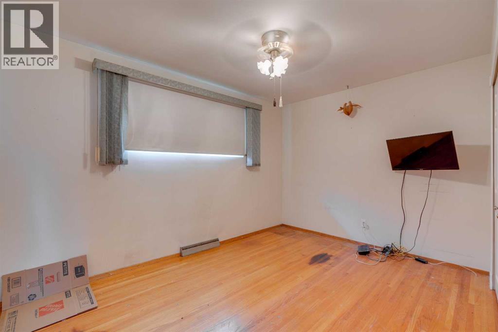 Photo 20 of 2635 34 Avenue Nw, Calgary AB