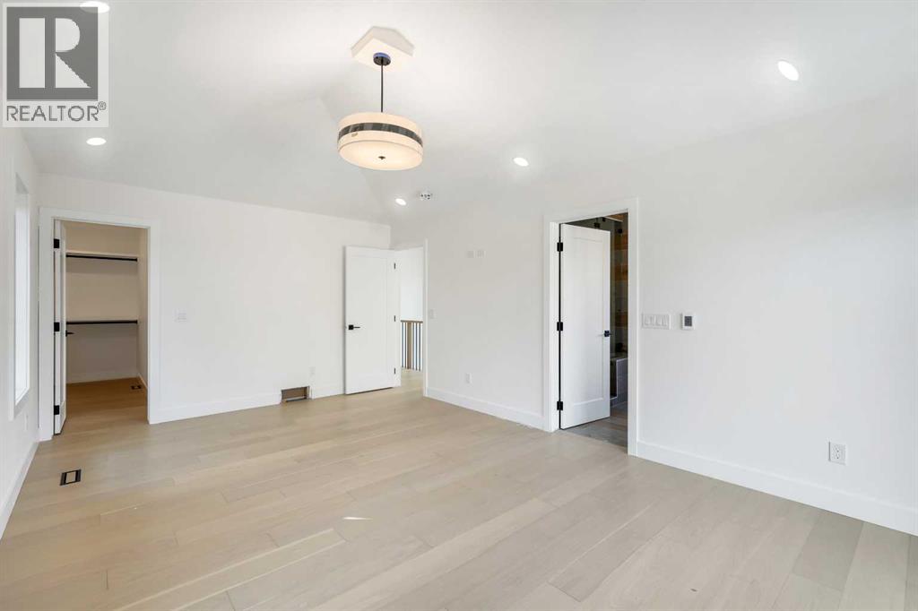 Single Family House for Sale in   Avenue SW Bankview Calgary 