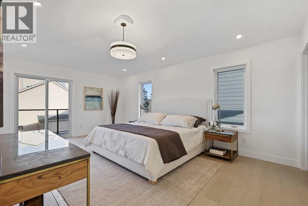 Single Family House for Sale in   Avenue SW Bankview Calgary 