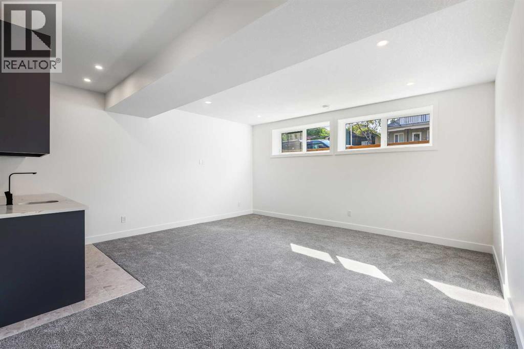 Single Family House for Sale in   Avenue SW Bankview Calgary 