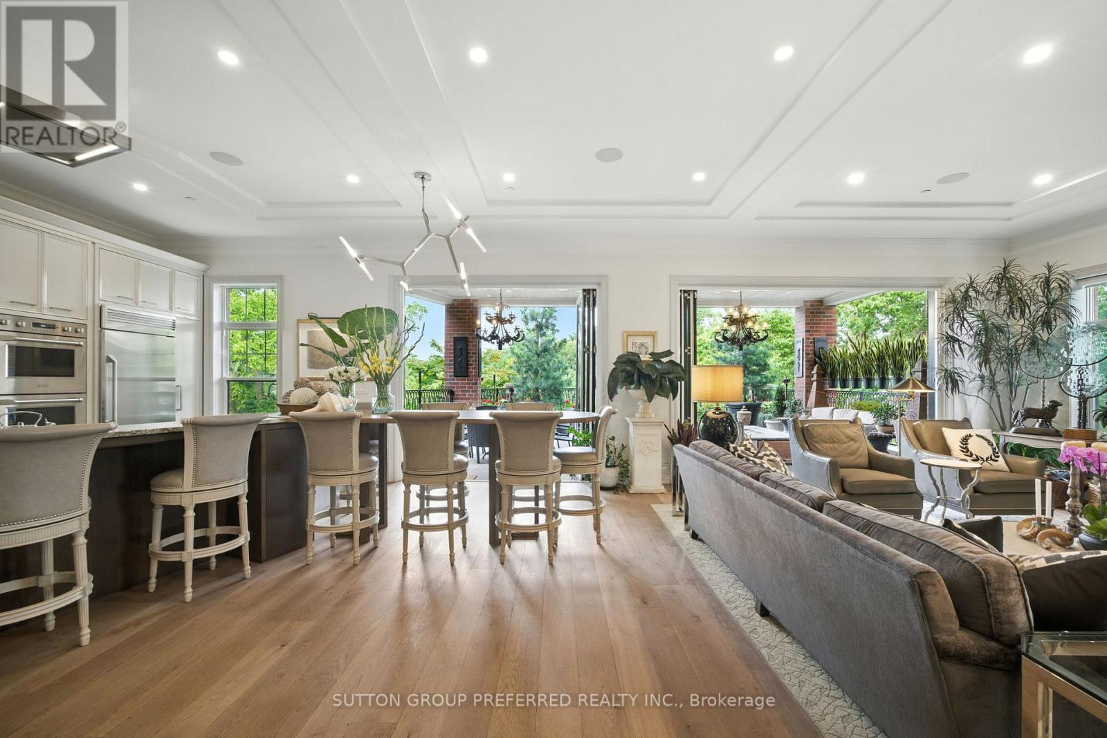 Photo 10 of 303 122 Wortley Road, London South ON