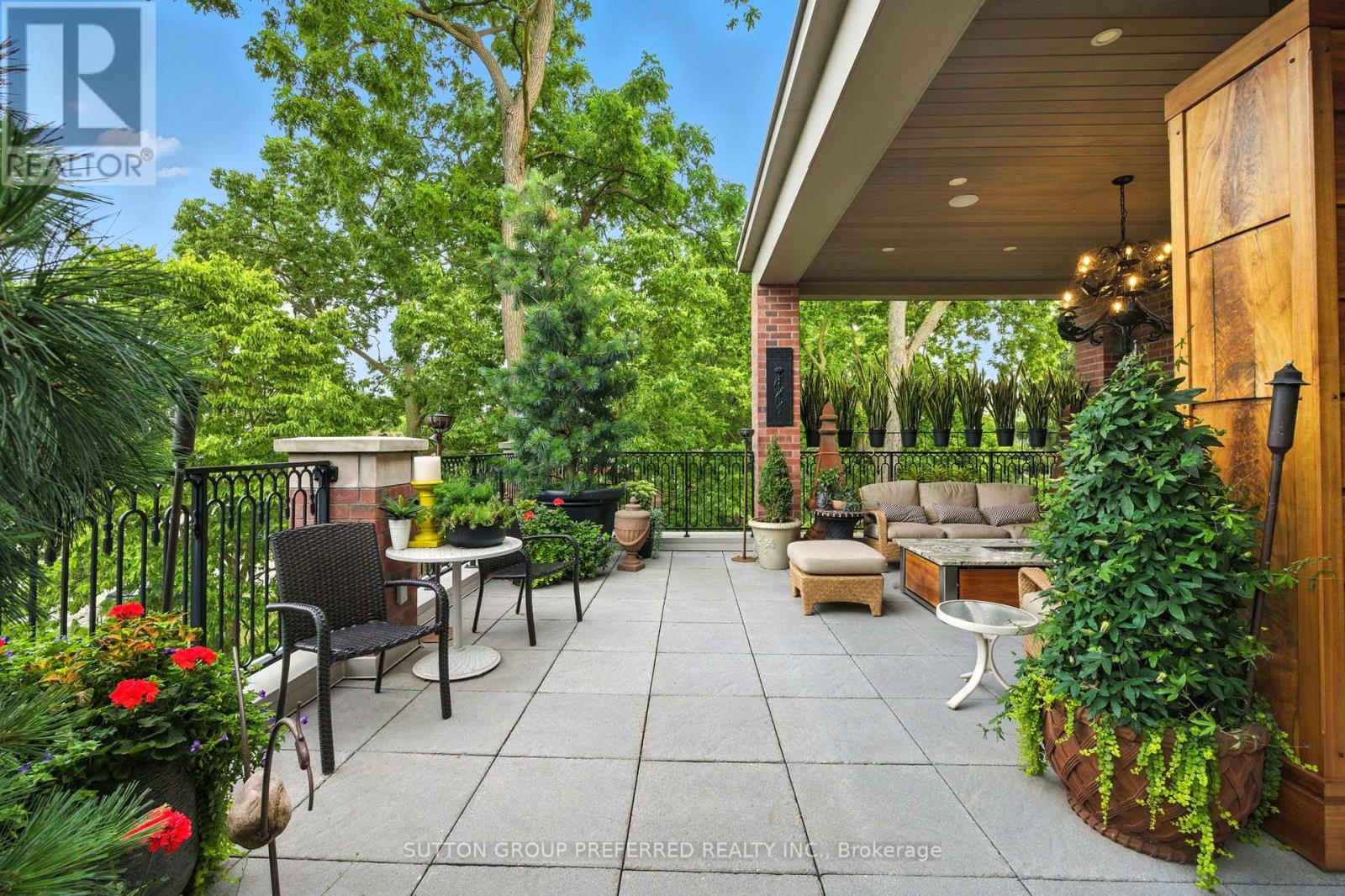 Photo 16 of 303 122 Wortley Road, London South ON