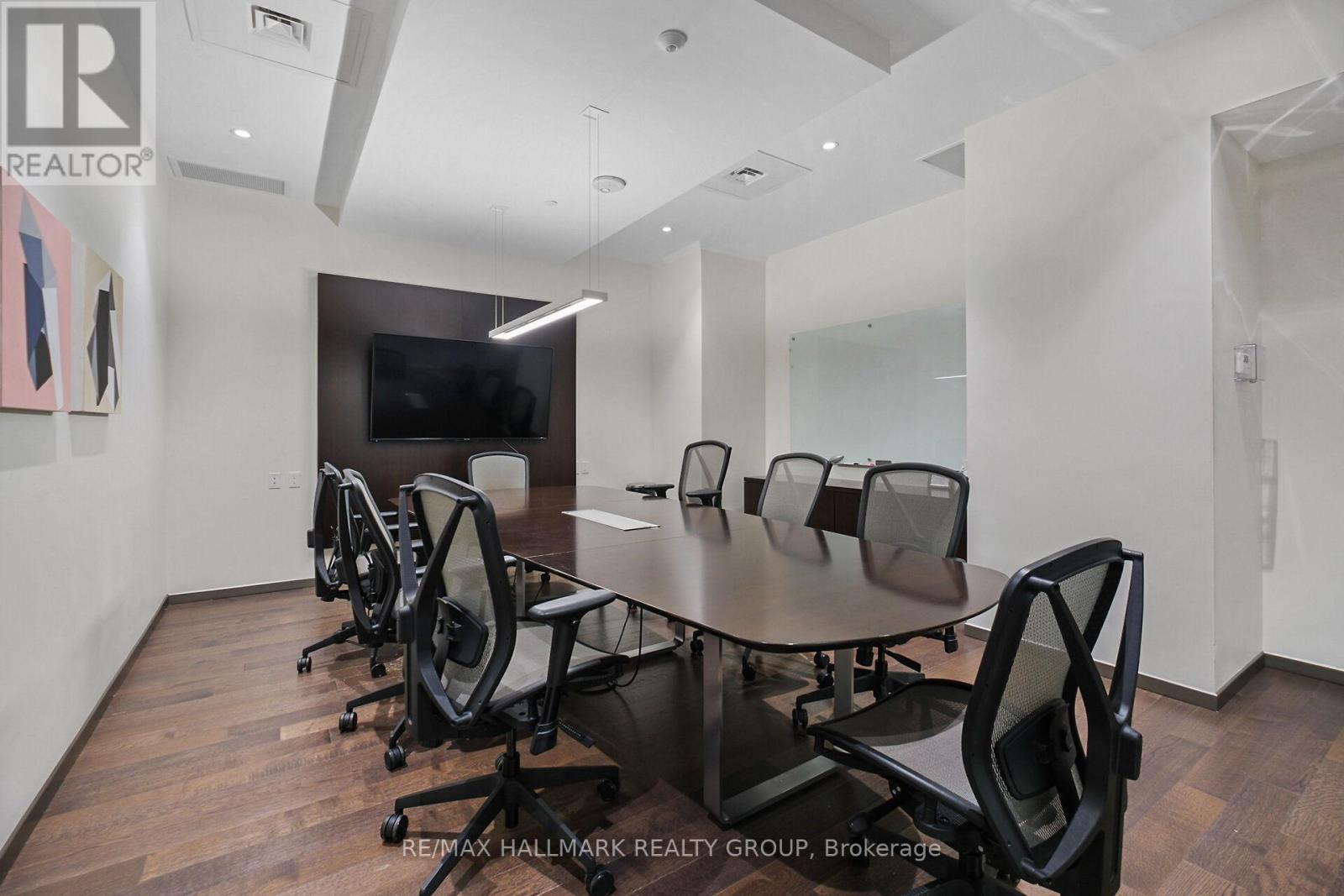 Photo 37 of 907 101 Queen Street, Ottawa ON