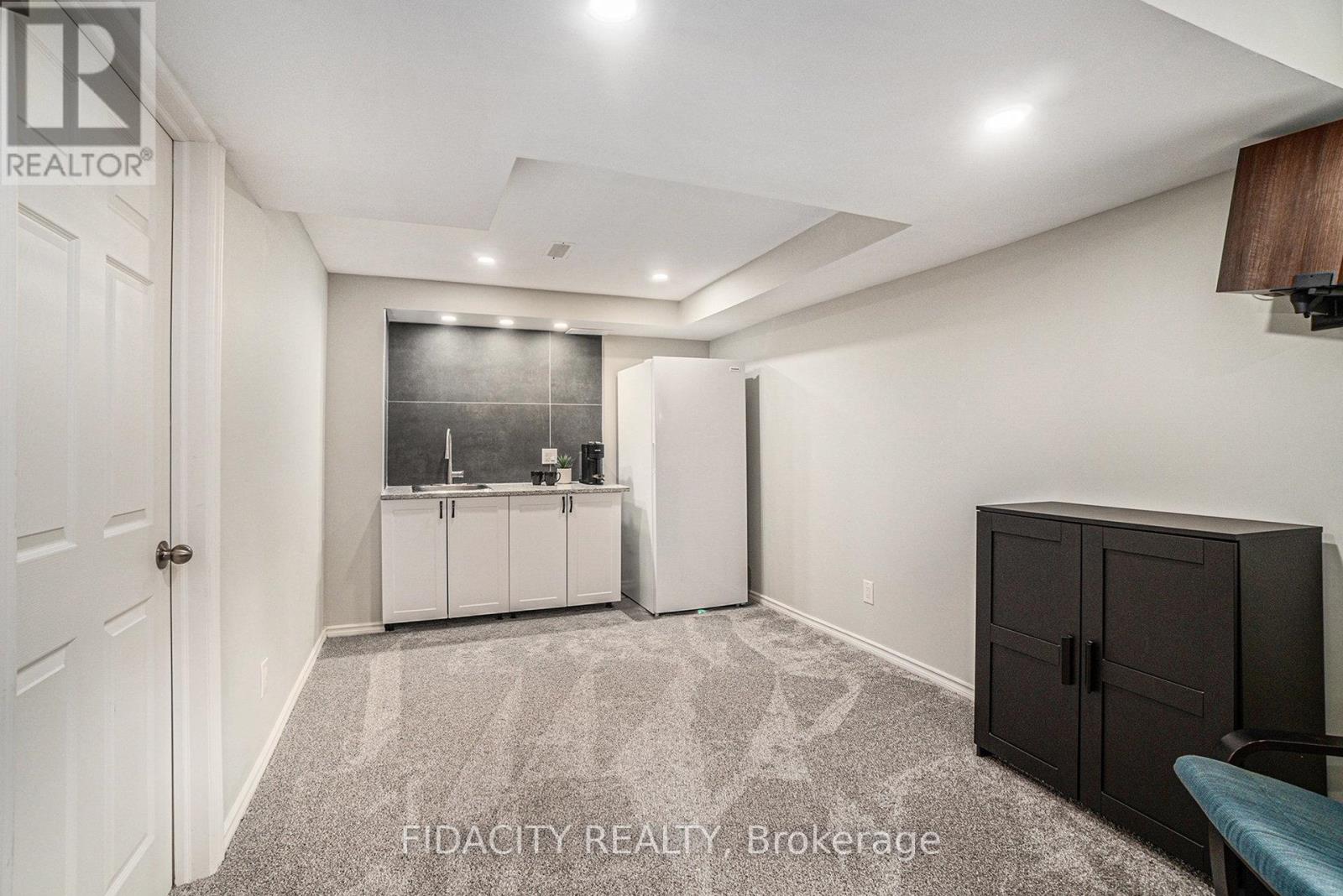 Photo 24 of 644 Eagle Crest Heights, Ottawa ON