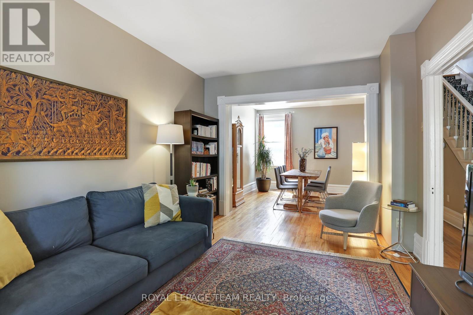 Photo 10 of 142 Cathcart Street, Ottawa ON