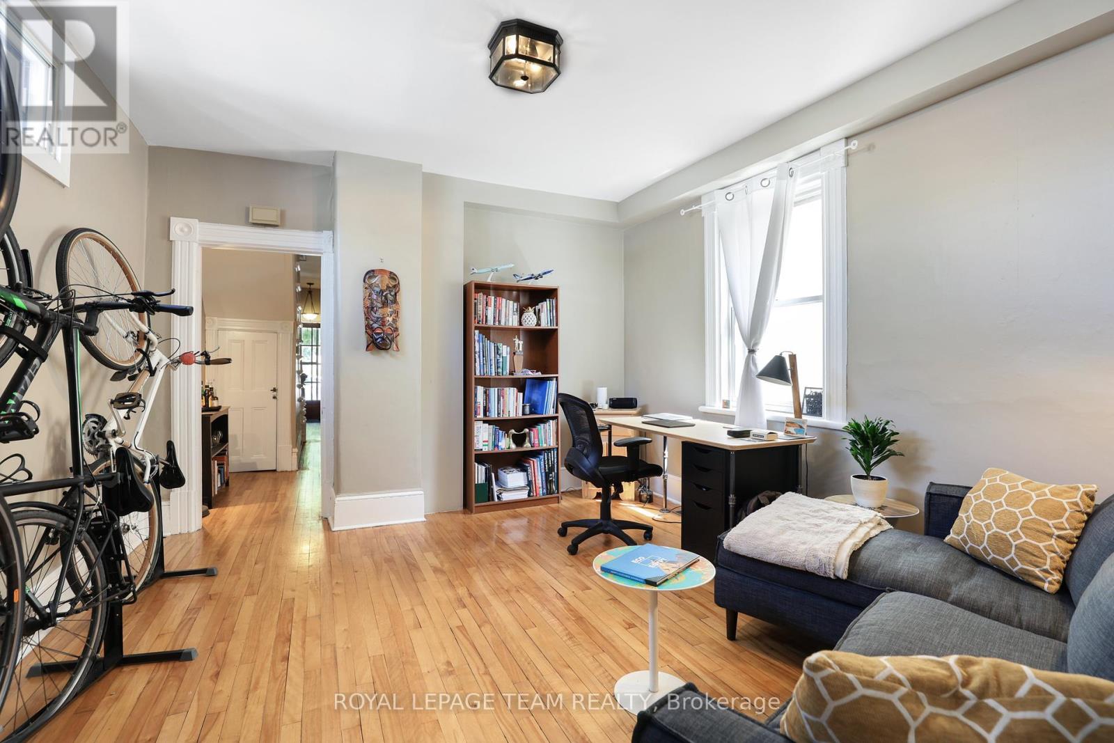 Photo 11 of 142 Cathcart Street, Ottawa ON
