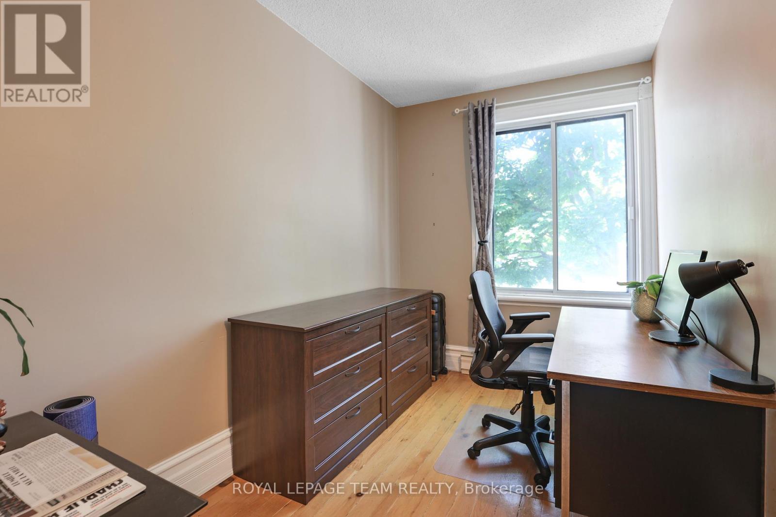 Photo 33 of 142 Cathcart Street, Ottawa ON