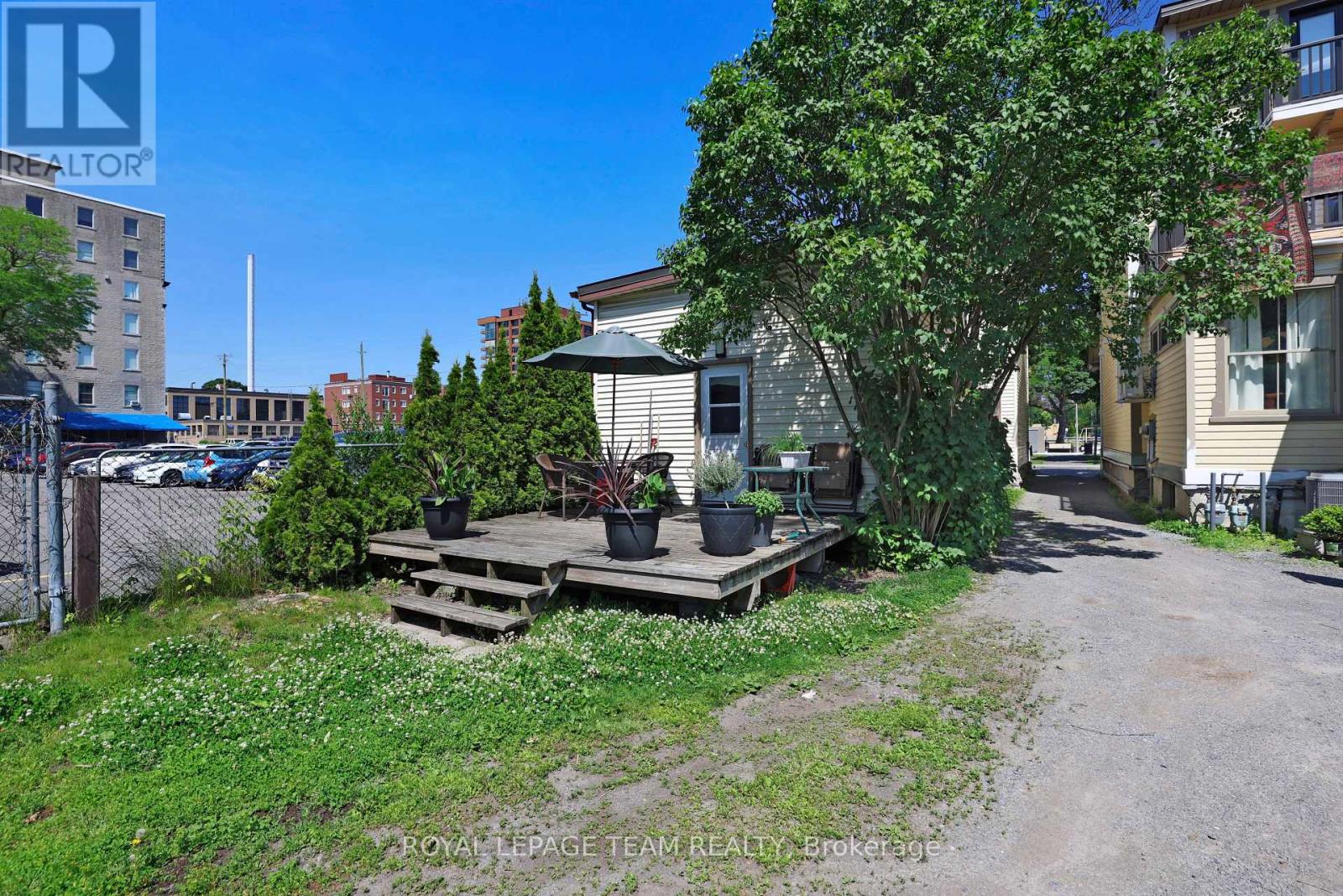 Photo 18 of 142 Cathcart Street, Ottawa ON