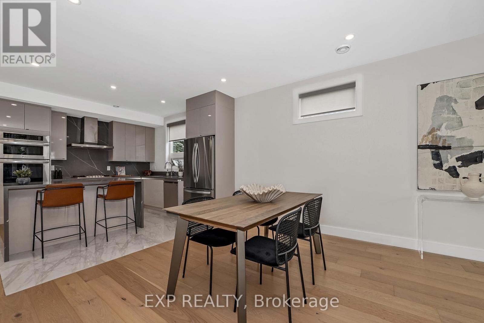 Photo 10 of 4 A Huron Avenue N, Ottawa ON