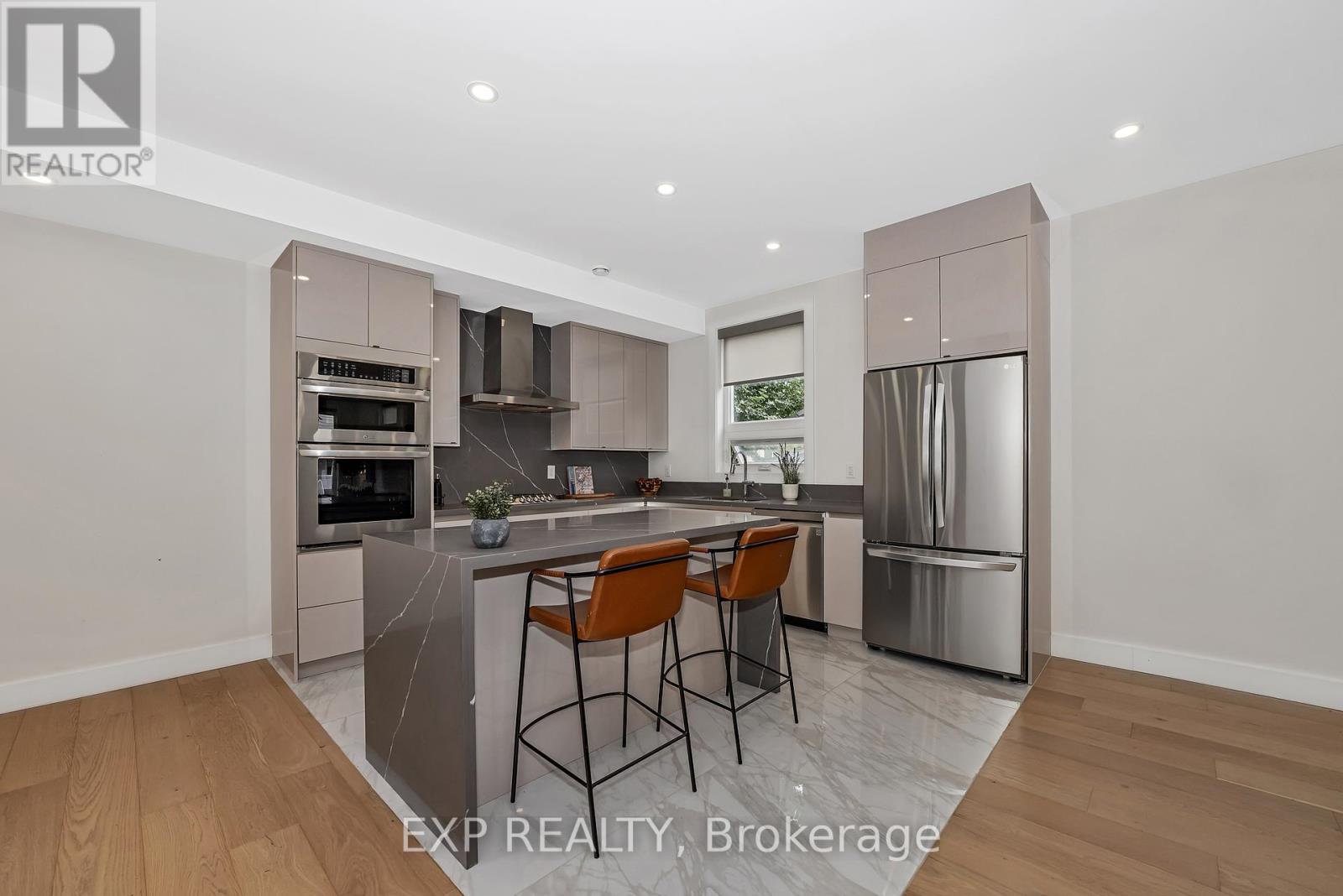 Photo 13 of 4 A Huron Avenue N, Ottawa ON