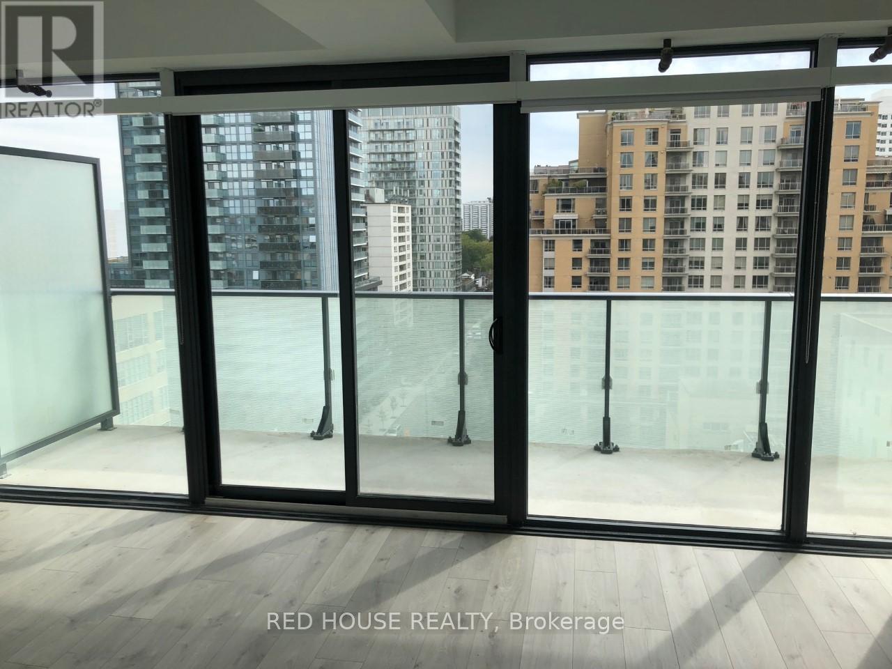 Photo 6 of 1111 161 Roehampton Avenue, Toronto ON
