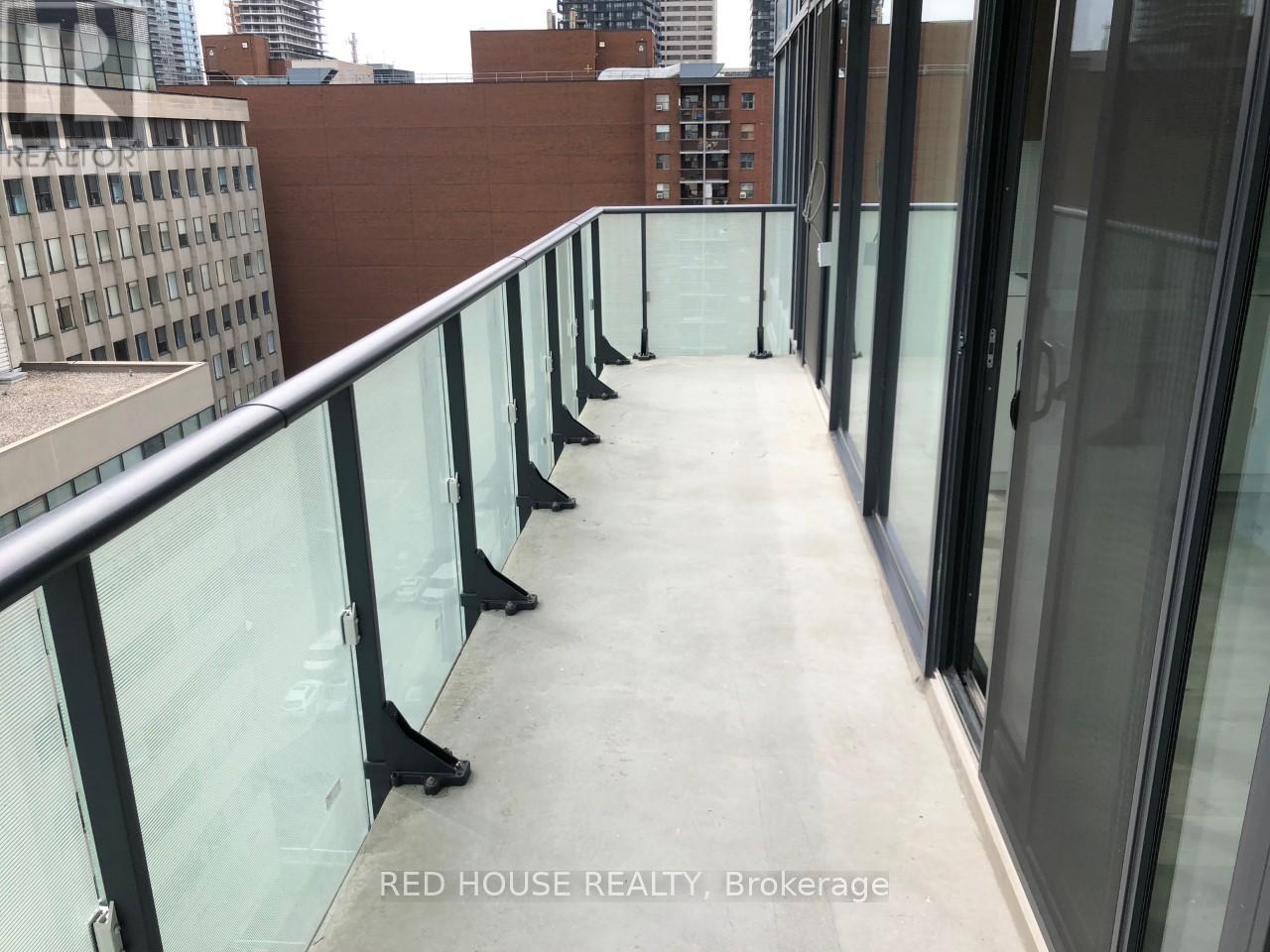 Photo 7 of 1111 161 Roehampton Avenue, Toronto ON