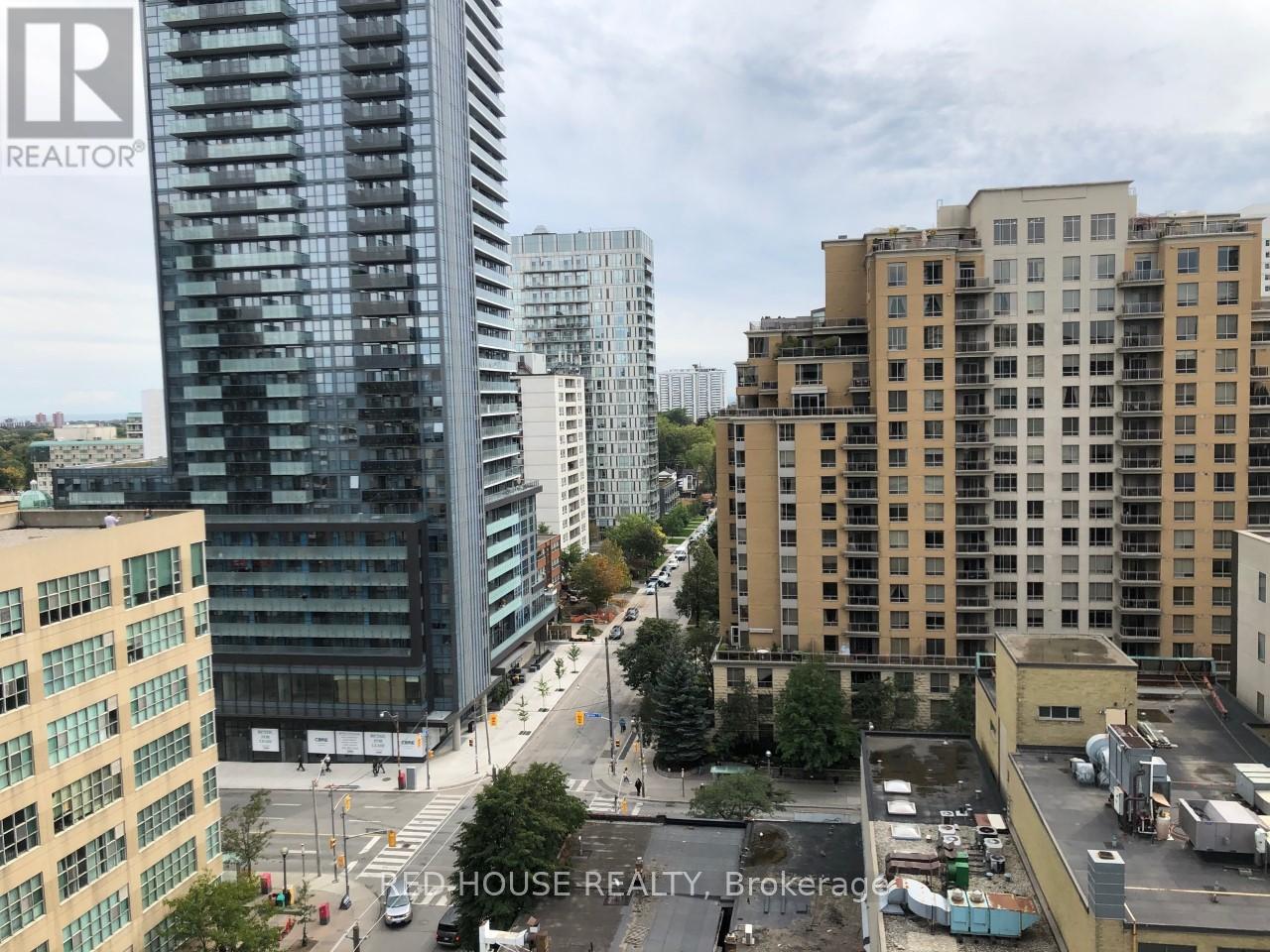 Photo 8 of 1111 161 Roehampton Avenue, Toronto ON