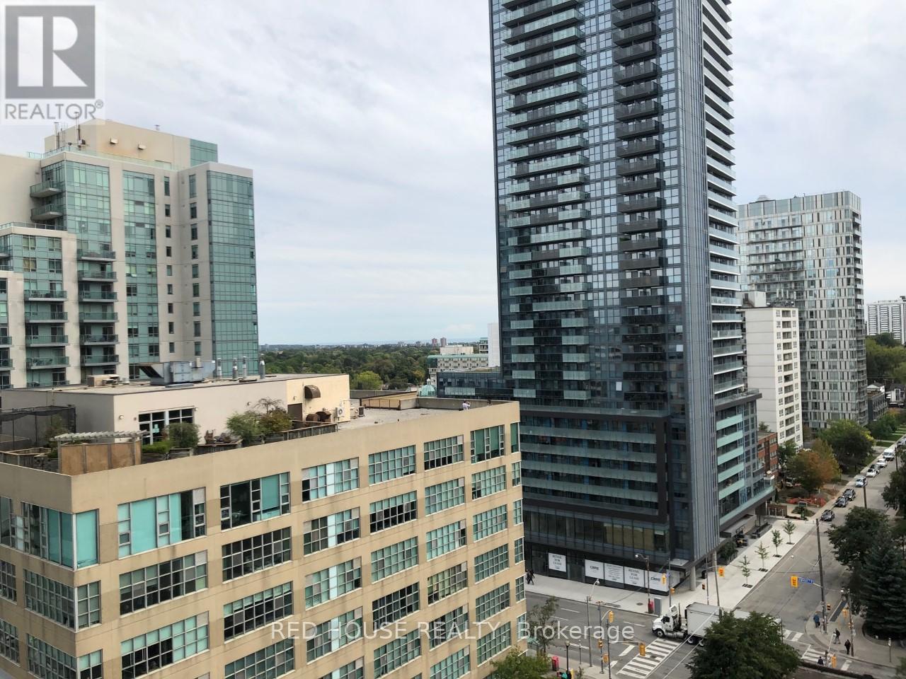 Photo 9 of 1111 161 Roehampton Avenue, Toronto ON