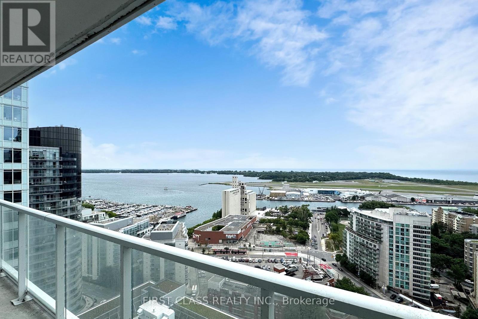 Photo 25 of 3012 19 Bathurst Street, Toronto ON