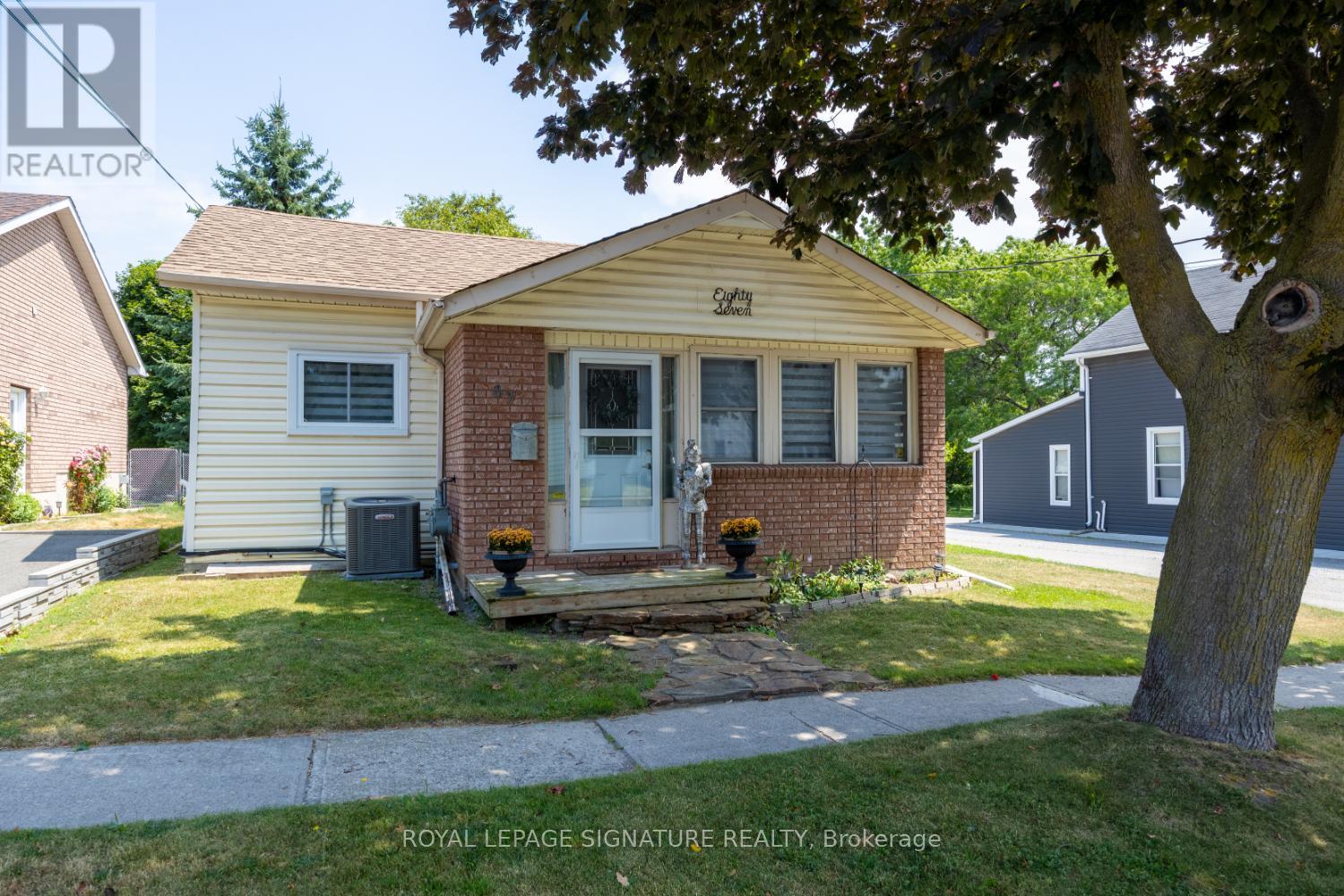 Photo 16 of 87 Hope Street S, Port Hope ON