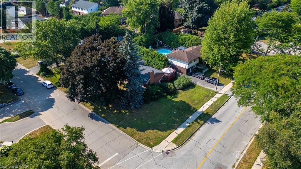 Photo 33 of 4042 Melba Lane, Burlington ON
