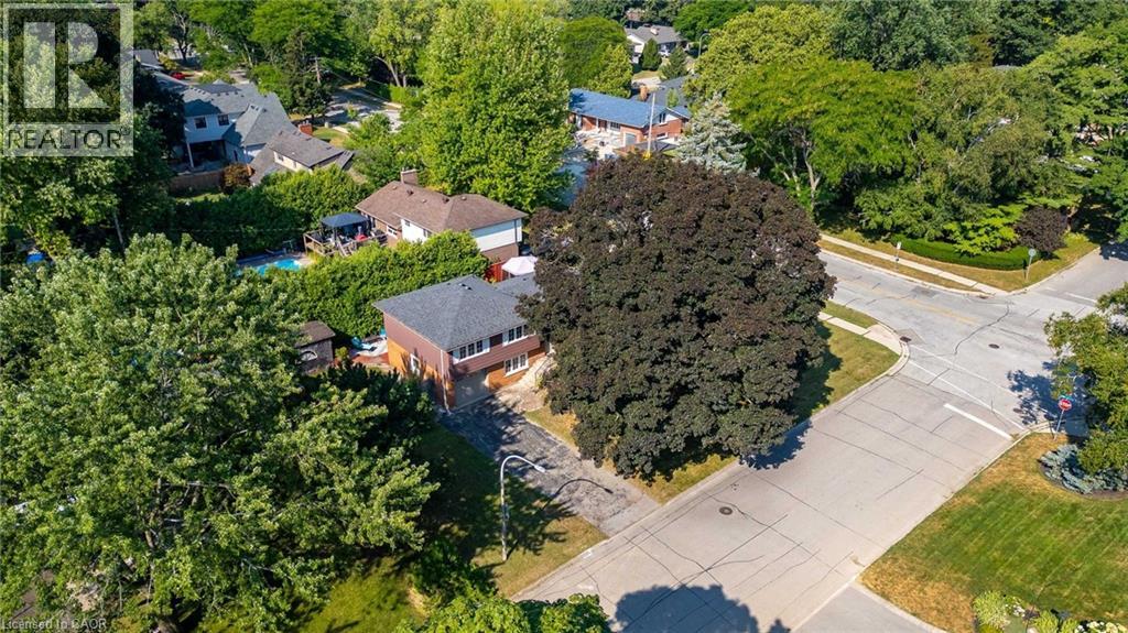Photo 34 of 4042 Melba Lane, Burlington ON
