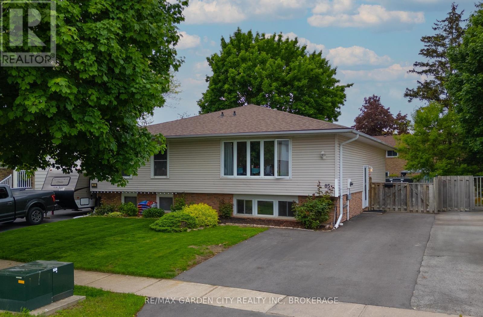 Photo 7 of 85 Ventura Drive, St Catharines ON
