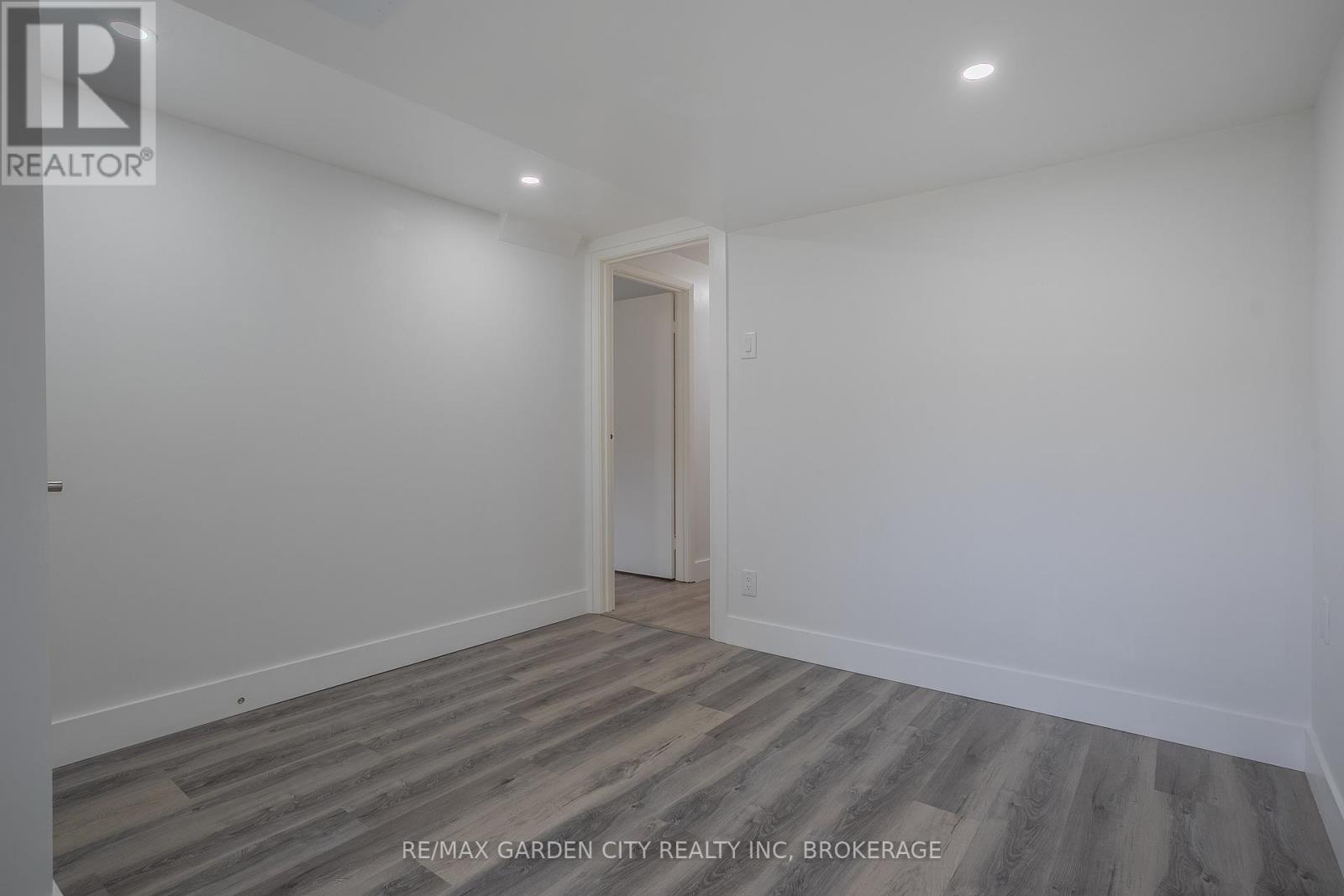 Photo 17 of 85 Ventura Drive, St Catharines ON