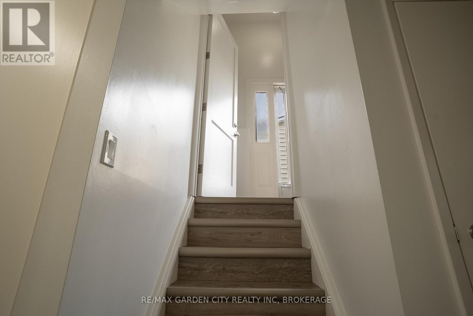 Photo 26 of 85 Ventura Drive, St Catharines ON