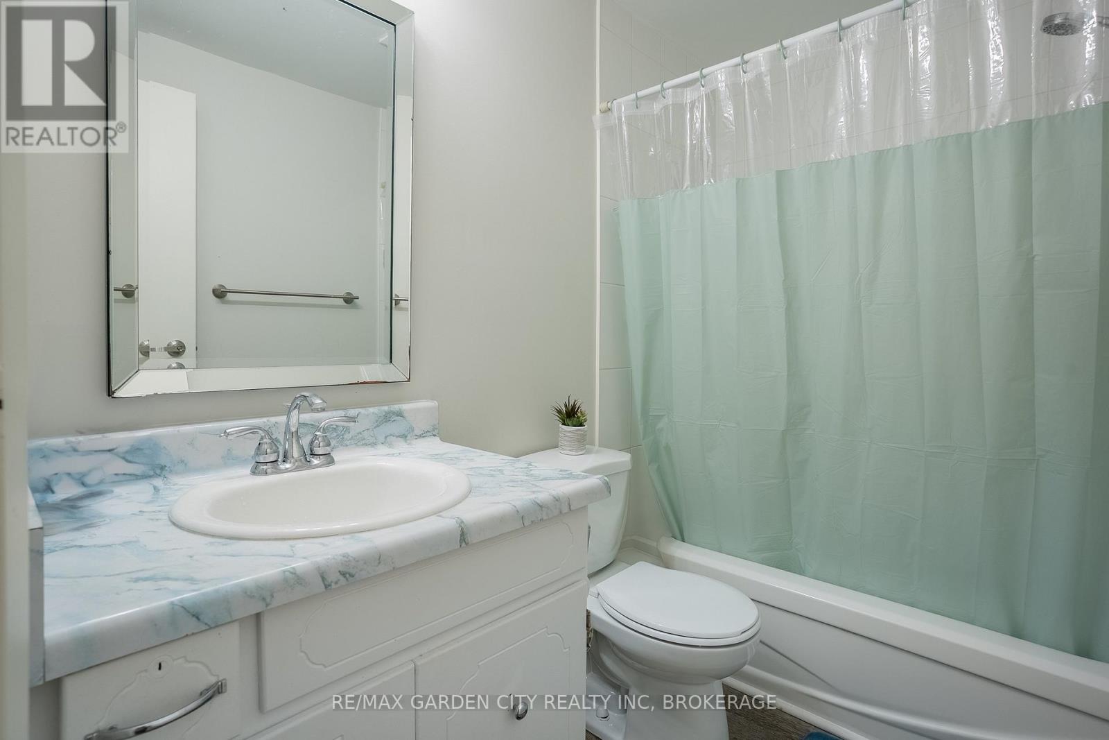 Photo 8 of 85 Ventura Drive, St Catharines ON