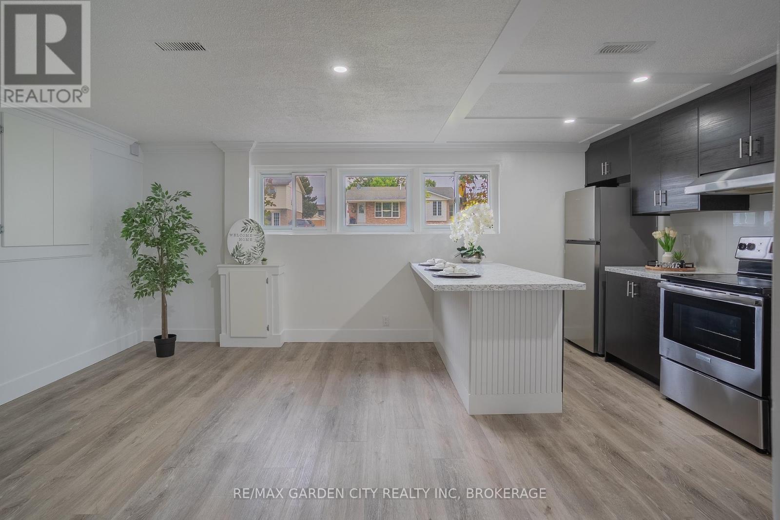 Photo 23 of 85 Ventura Drive, St Catharines ON